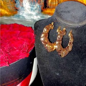 Beautiful hoops light weight